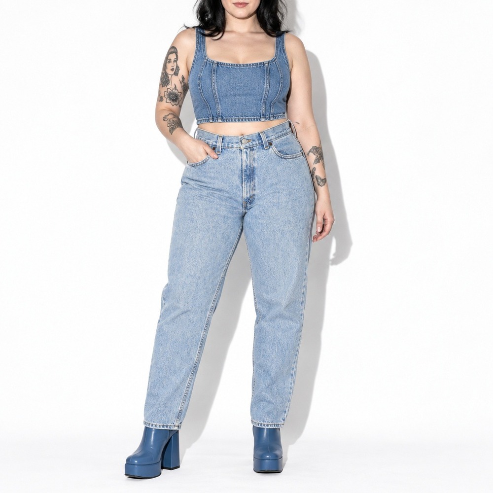 90s Vintage Levis 512 Slim Fit Tapered Leg Jeans Womens 6 Light Wash High Waist